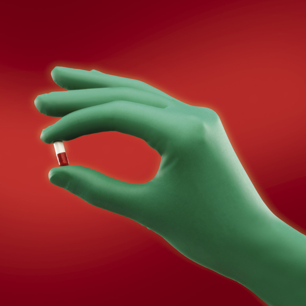 Handschuh Dermashield® bietet hohen Schutz von Produkt und Mitarbeiter Handschuh Dermashield® bietet hohen Schutz von Produkt und Mitarbeiter