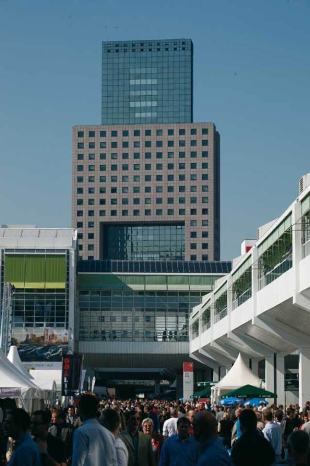 Erste eigenständige Kongressmesse für Reinraumtechnologie Erste eigenständige Kongressmesse für Reinraumtechnologie