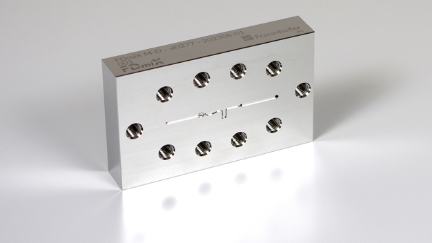 FDmiX-M Mischer zur Herstellung von Nanopartikeln. © B. Bobusch/FDX Fluid Dynamix GmbH / FDmiX M mixer for producing nanoparticles. © B. Bobusch/FDX Fluid Dynamix GmbH FDmiX-M Mischer zur Herstellung von Nanopartikeln. © B. Bobusch/FDX Fluid Dynamix GmbH / FDmiX M mixer for producing nanoparticles. © B. Bobusch/FDX Fluid Dynamix GmbH