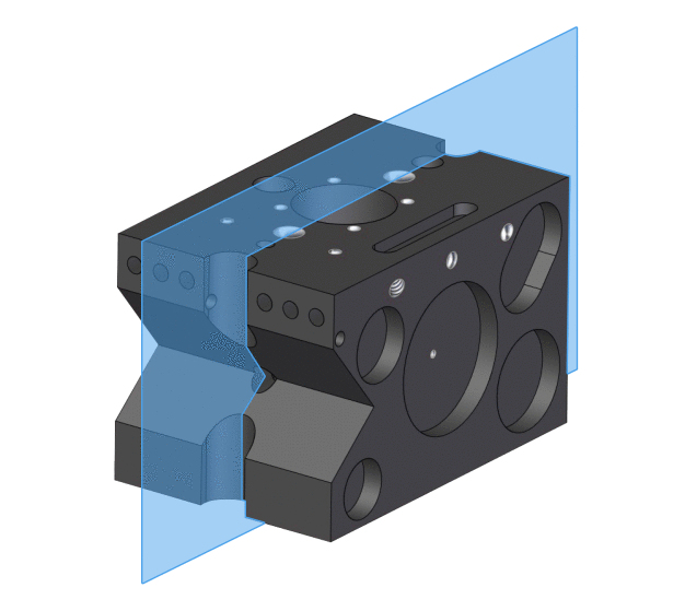 Besonders Werkstücke mit komplex aufgebauten Geometrien wie Bohrungen und Hinterschneidungen profitieren von den zielgerichteten Turbulenzen der MAFAC Vektorkinematik. / Workpieces with complex geometries such as drilled holes and undercuts, in particular, benefit from the targeted turbulences of MAFAC vector kinematics.