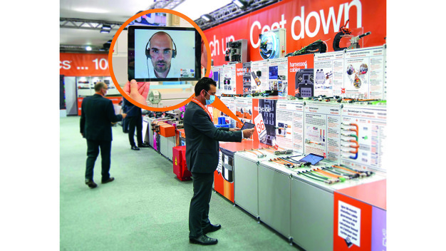 Der igus Messestand lässt sich auf eigene Faust virtuell oder zusammen mit einem Berater erkunden. Die Terminvereinbarung ist besonders einfach, die Beratung effizient und individuell, heben bisherige Besucher hervor. (Quelle: igus GmbH)