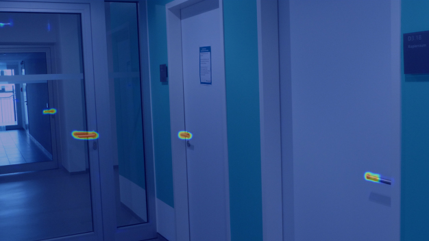 Machine learning methods make it possible to detect the objects to be cleaned in the area, in this case door handles in a corridor. (© Fraunhofer IPA) Machine learning methods make it possible to detect the objects to be cleaned in the area, in this case door handles in a corridor. (© Fraunhofer IPA)