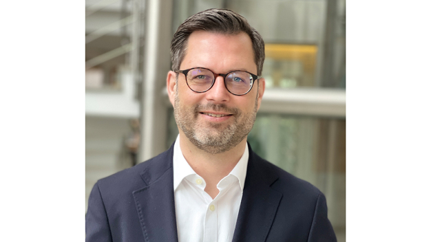 Tritt in die Geschäftsführung bei Pöppelmann ein: Im Juni hat Christian Schwarck die Verantwortung für die Bereiche Finanzen, Personal und IT übernommen. (Bild: Pöppelmann)