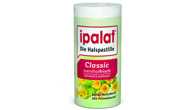 Die von Pöppelmann FAMAC® modernisierte ipalat Verpackung: Eine schlanke Kunststoffdose mit einem einhändig bedienbaren Klappdeckel mit Originalitätsverschluss. (Bild: Pöppelmann FAMAC)