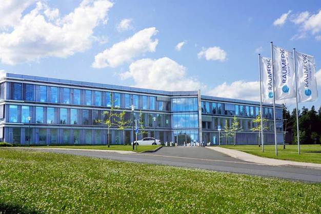 Die Raumedic in der Ottengrüner Haide: Neben dem bestehenden Gebäude wird ein zweites Werk mit Bürogebäude entstehen.