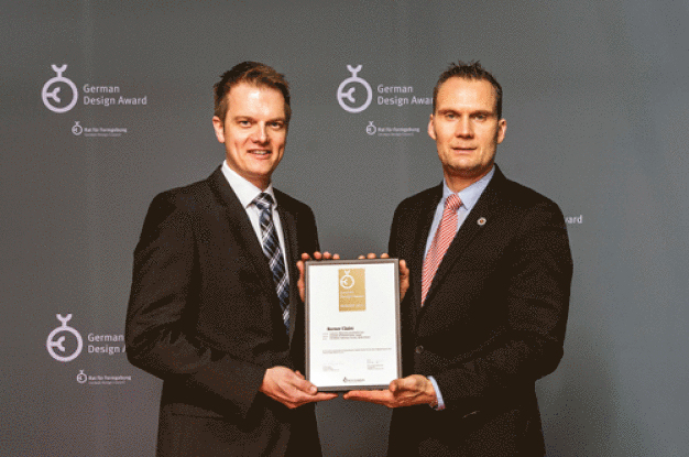 Berner Geschäftsführer Malte Schneider und Thomas Hinrichs bei der Preisverleihung des German Design Awards. / The managing partners Malte Schneider (l.) and Thomas Hinrichs (r.) at the German Design Award ceremony.