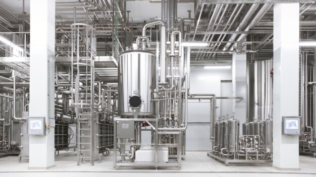 Fruchtkonzentrate werden u. a. in Ruland-Anlagen produziert (Tanklager, Ausmischung, Erhitzung, Entgasung, Filtration, Einlagerung) © Ruland Engineering & Consulting GmbH Fruchtkonzentrate werden u. a. in Ruland-Anlagen produziert (Tanklager, Ausmischung, Erhitzung, Entgasung, Filtration, Einlagerung) © Ruland Engineering & Consulting GmbH