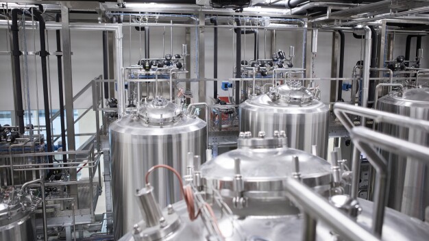 Hersteller von Medikamenten nutzen Tanklager von Ruland. © Ruland Engineering & Consulting GmbH Hersteller von Medikamenten nutzen Tanklager von Ruland. © Ruland Engineering & Consulting GmbH