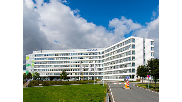 Industriepark Höchst (K607) - Im Bürogebäude K607 sind unter anderem der Geschäftsbereich Consumer Healthcare und der Betriebsrat angesiedelt. (Foto: Martin Joppen / Sanofi)

