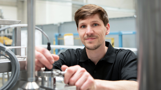 Nick Eilenberger, Engineer Process Design, leitete das Projekt seitens Pharmatec. / Nick Eilenberger, Engineer Process Design, managed the project for Pharate.