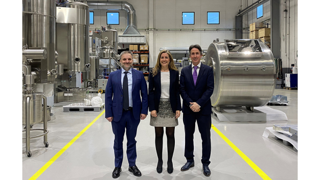 Gründer von STE Tecpharm, S. L.: Pedro Cuadrado, Bárbara Jané und David Mateo / Founders of STE Tecpharm, S. L.: Pedro Cuadrado, Bárbara Jané and
David Mateo