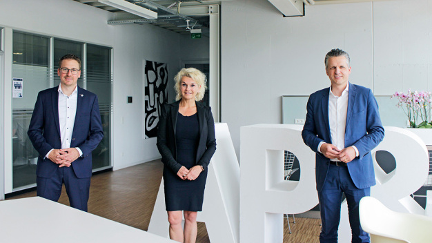 Bild (von links nach rechts): Tobias Bausch CMO & CTO AP&S, Alexandra Laufer-Müller CEO AP&S, Thorsten Frei MdB
