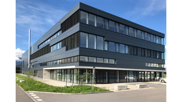 Mit dem neuen Vetter Development Service Standort in Rankweil, Österreich baut der Pharmadienstleister seine europäische Präsenz weiter aus. Mit dem neuen Vetter Development Service Standort in Rankweil, Österreich baut der Pharmadienstleister seine europäische Präsenz weiter aus.