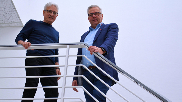 Foto v.l.n.r.: Nino Manzi (Bühr Gruppe), Steffen Hild (Geschäftsführer CAT Clean Air Technology GmbH/CAT Group und stv. Vorstandsvorsitzender des ITGA Baden-Württemberg eV)