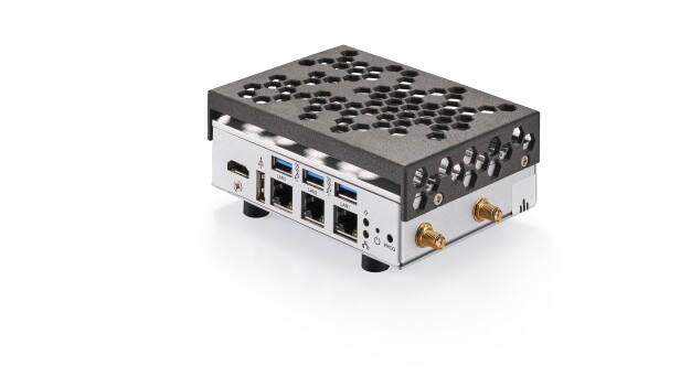 SIMPATI NG von weisstechnik kommt mit eigener Linux-Hardware. Die Lösung ist auf Industrieunternehmen ausgelegt und sorgt für höchste Datensicherheit und Stabilität. (Bild: Weiss Technik GmbH, own Image)